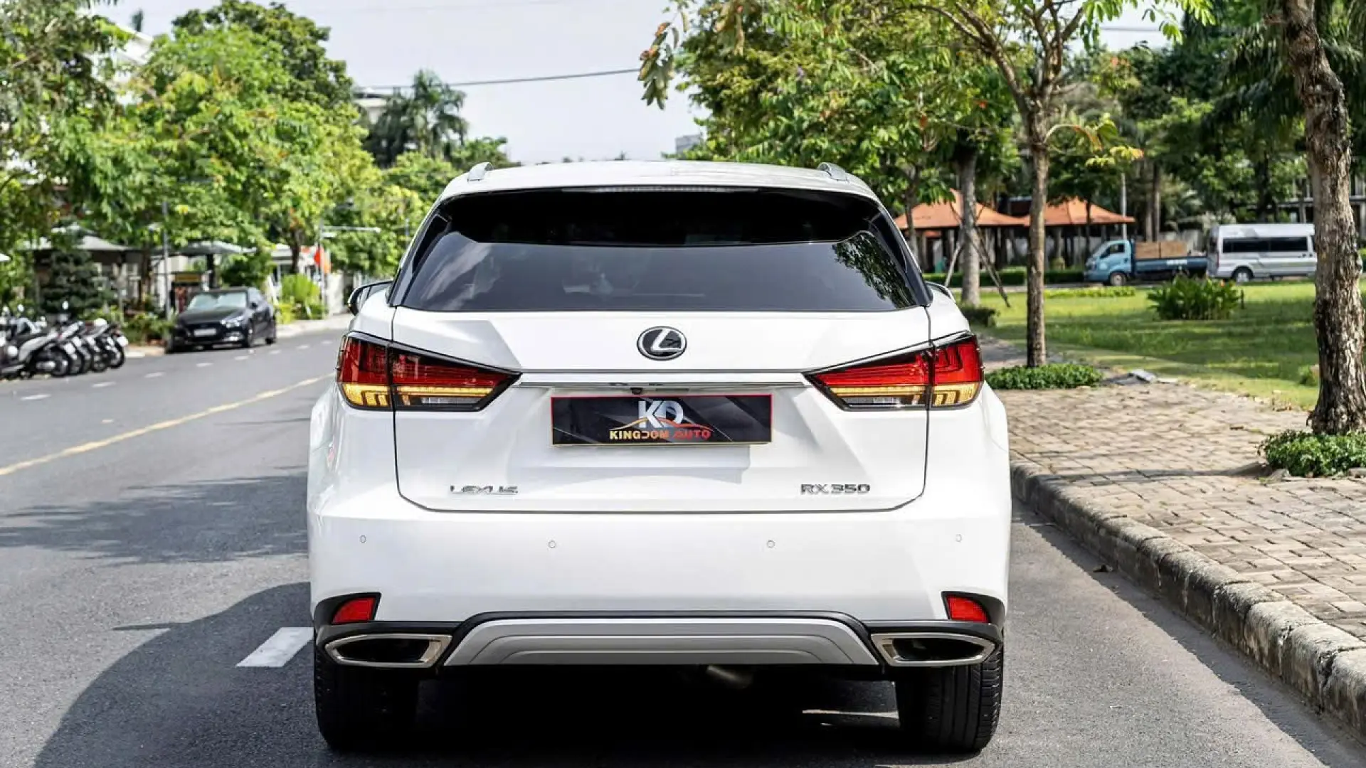 Lexus RX300 model 2021
