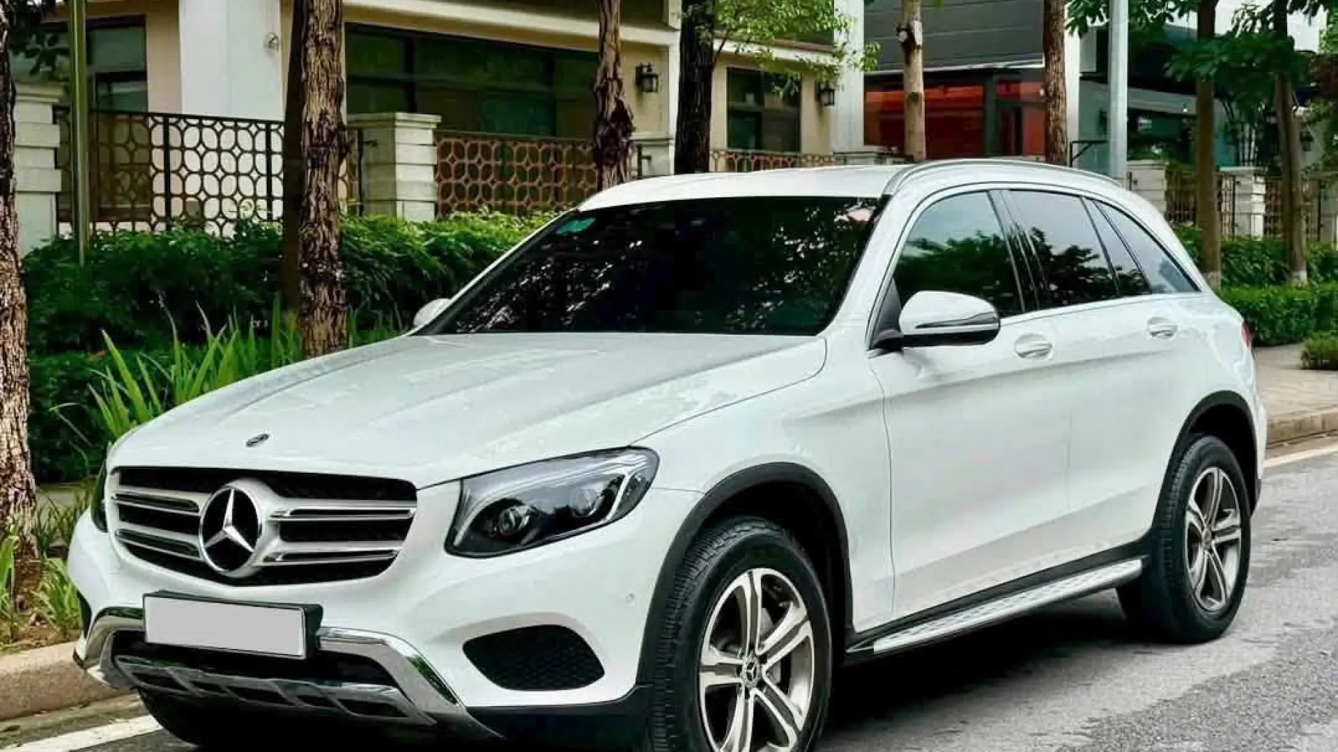 Mercedes-Benz GLC250 4MATIC 2017